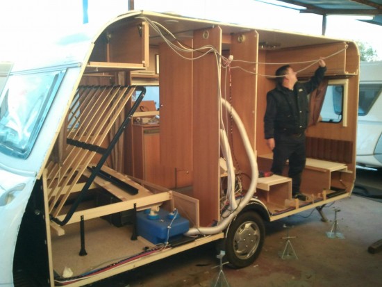 Taller de Caravanas y Autocaravanas en Comercial Caravaning